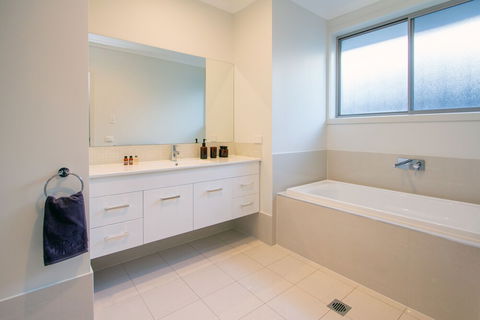 Vantage Court A Hidden Gem Of Mudgee 11 - Accommodation Newcastle 1
