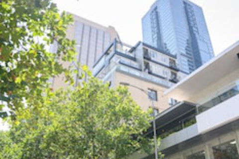 LUCY Laneway Art Fed Square Bars & Flinderst St. Station - Accommodation Newcastle 0