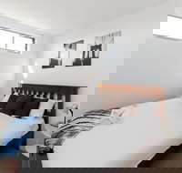 Sofun Apartment on Edmondstone St - Accommodation Newcastle