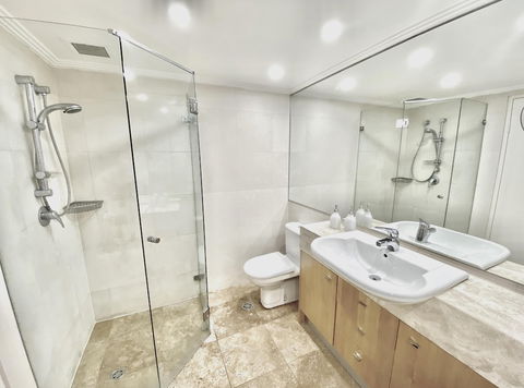 BELLEVUE GARDEN OASIS-hosted By L'Abode - Accommodation Newcastle 2