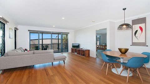 KKS At Lennox - Accommodation Newcastle 2