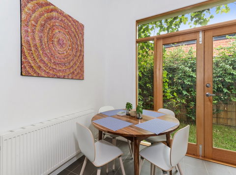 Fawkners Nest - Accommodation Newcastle 5