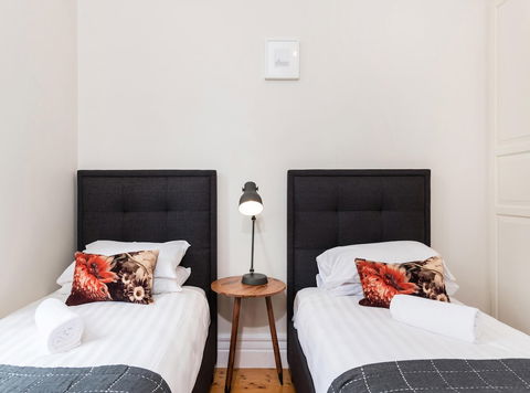 Fawkners Nest - Accommodation Newcastle 0