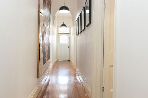 HUNTER In The Heart Of Collingwood Fitzroy - Accommodation Newcastle 1