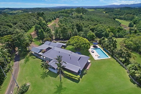 Ferncrest - Accommodation Newcastle 3