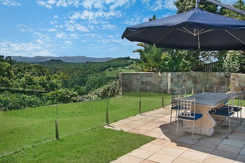 Ferncrest - Accommodation Newcastle 1