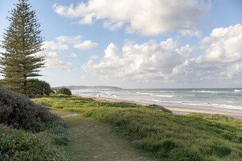 Coco Der Mer - Accommodation Newcastle 2