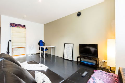 MEGAN, 2BDR Melbourne Apartment - Accommodation Newcastle 2