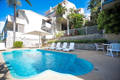 Ocean View 10 A Pool & Spa - Accommodation Newcastle 4