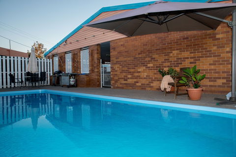 Abajaz Motor Inn - Accommodation Newcastle 3