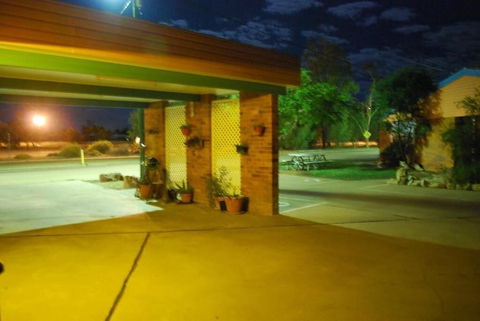 Abajaz Motor Inn - Accommodation Newcastle 4