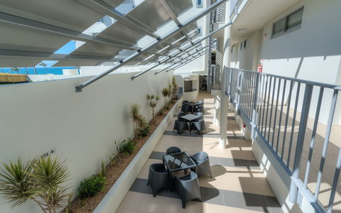 Oshen Holiday Apartments Yeppoon - Accommodation Newcastle 4