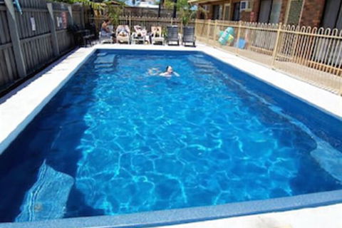 Allambi Holiday Apartments - Accommodation Newcastle 5