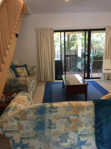 Central Cowes Family Townhouses - Accommodation Newcastle 4