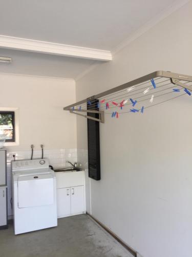 Central Cowes Family Townhouses - Accommodation Newcastle 5