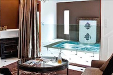 The Castle On Tamborine - Accommodation Newcastle 4