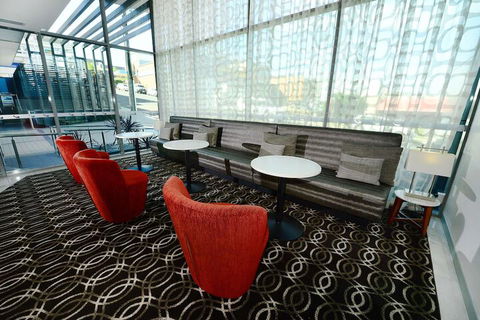 Oaks Gladstone Grand Hotel - Accommodation Newcastle 7