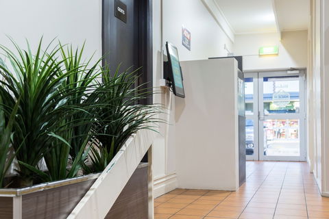 Federal Hotel - Accommodation Newcastle 0