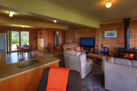 Sea Change Safety Cove - Accommodation Newcastle 6