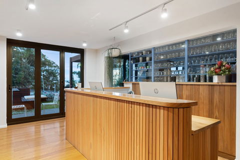 Hotel Nelson - Accommodation Newcastle 3