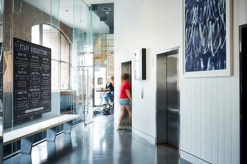 Wake Up! Sydney - Accommodation Newcastle 4