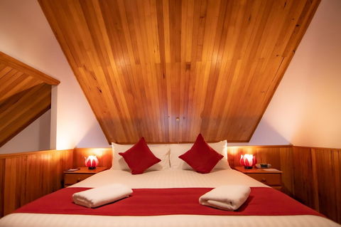 Lake St Clair Lodge - Accommodation Newcastle 6