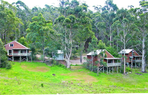 Karma Chalets - Accommodation Newcastle 0