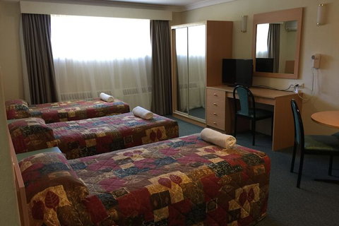 The Redleaf - Accommodation Newcastle 4