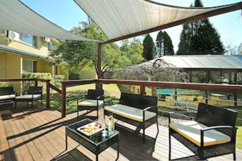 The Redleaf - Accommodation Newcastle 0