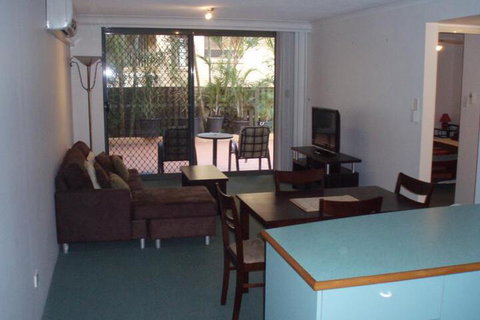 Coolamon Apartments - Accommodation Newcastle 6