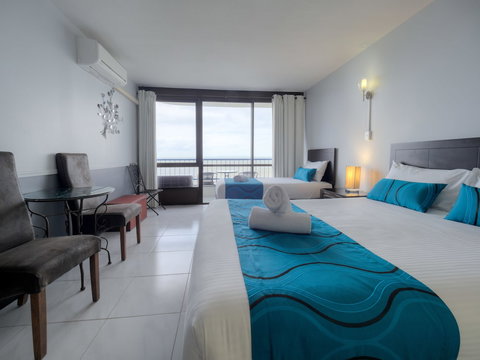 Bayview Tower - Accommodation Newcastle 6