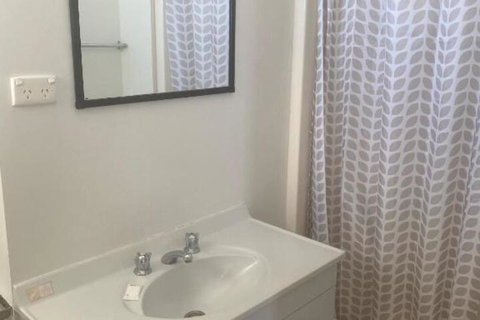 Tin Can Bay Backpackers - Accommodation Newcastle 4