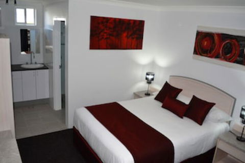 Alabaster Motor Inn Taree - Accommodation Newcastle 0