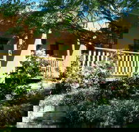 Meredith House - Accommodation Newcastle