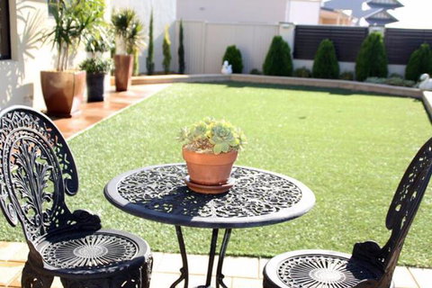 Sunset Retreat - Accommodation Newcastle 5