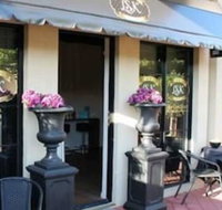 Luxe Spa on Kensington - Accommodation Newcastle