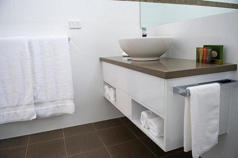 Narooma Waters Retreat - Accommodation Newcastle 0