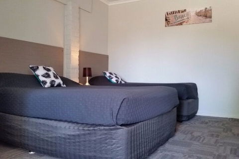 Foreshore Motel - Accommodation Newcastle 4
