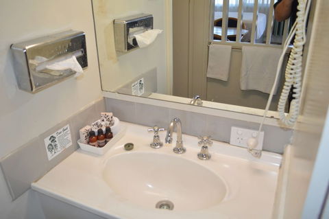 SureStay Hotel By Best Western Karinga Motel - Accommodation Newcastle 6