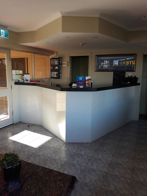 SureStay Hotel By Best Western Karinga Motel - Accommodation Newcastle 2