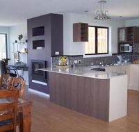 Oakley Place Townhouse - Accommodation Newcastle