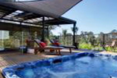 Sunway Farm Bed & Breakfast & Rosebud Cottage - Accommodation Newcastle 0