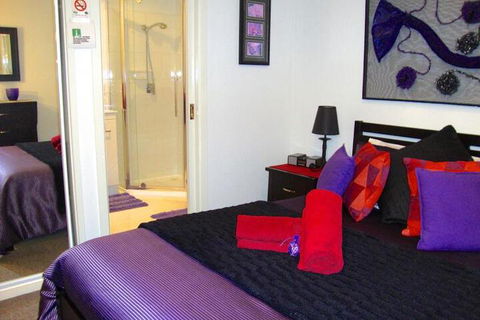 Sunway Farm Bed & Breakfast & Rosebud Cottage - Accommodation Newcastle 3
