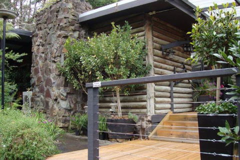 Sunway Farm Bed & Breakfast & Rosebud Cottage - Accommodation Newcastle 7