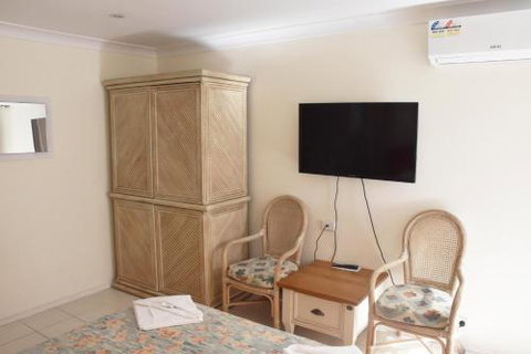 Hillview Motel - Accommodation Newcastle 2