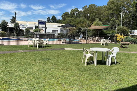Bucketts Way Motel And Restaurant - Accommodation Newcastle 7