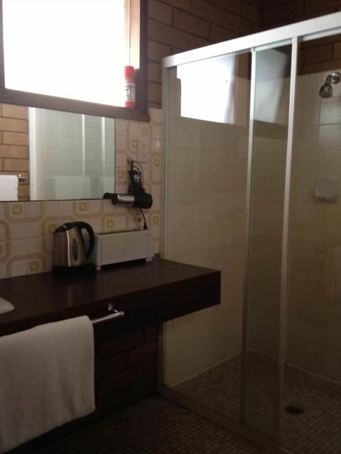 Rippleside Park Motor Inn - Accommodation Newcastle 6