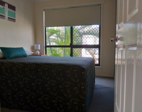 Emerald Motel Apartments - Accommodation Newcastle 4