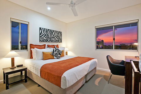Beachlife Holiday Apartments - Accommodation Newcastle 4