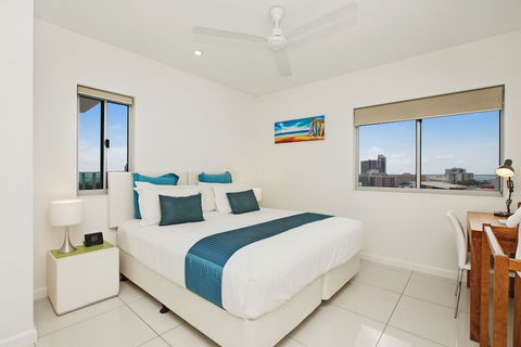 Beachlife Holiday Apartments - Accommodation Newcastle 2